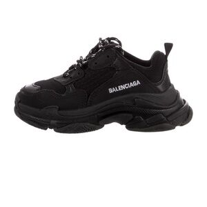 Balenciaga Toddler Boys Triple S Sneakers (Black)